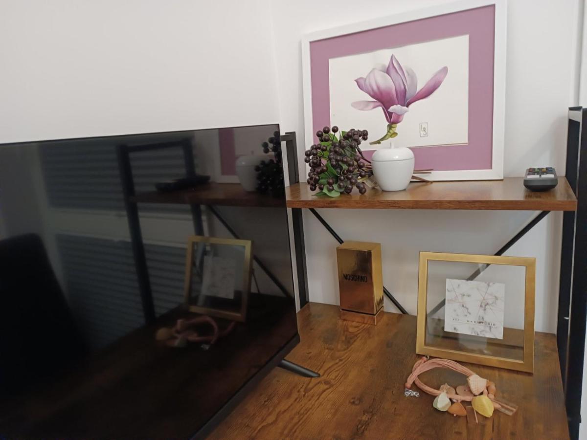 Apartamenty Wiktoryn 6A Varşova Dış mekan fotoğraf