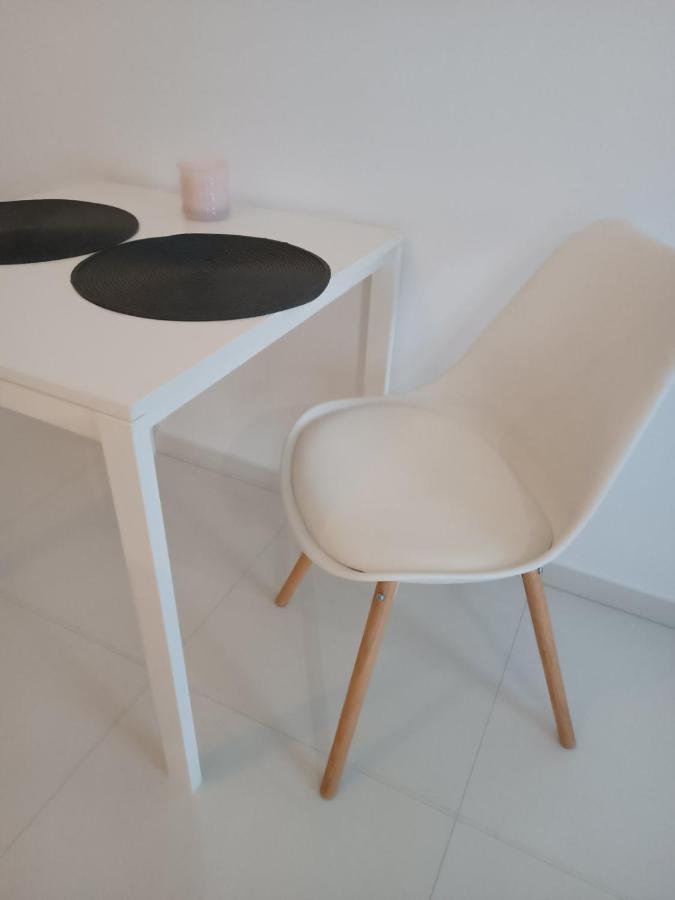 Apartamenty Wiktoryn 6A Varşova Dış mekan fotoğraf